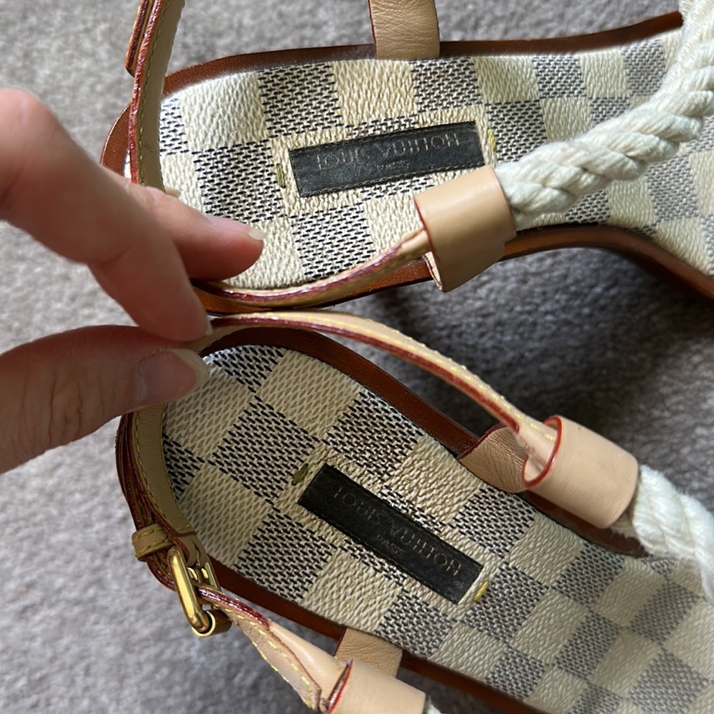 Louis Vuitton Cream and Tan Heels Elegant Design - Picture 2 of 5